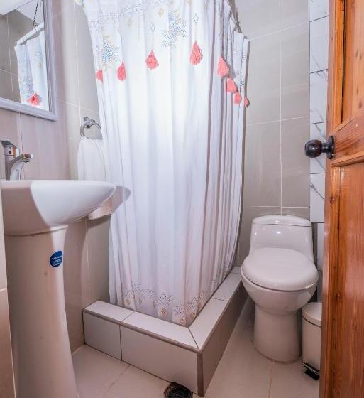 חדר אקונומי, Parina Atacama