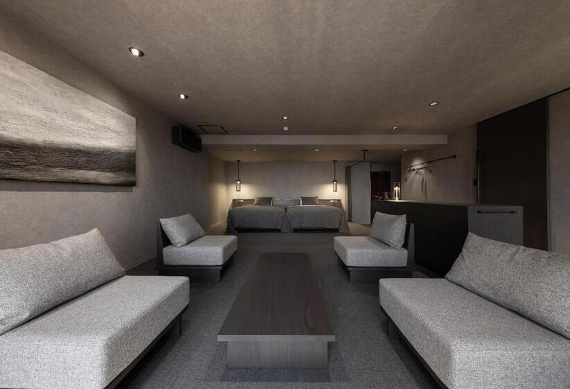 סוויטה עם טרסה, Themana Village