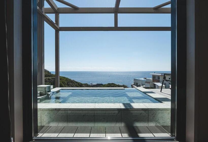 סוויטה עם טרסה, Themana Village