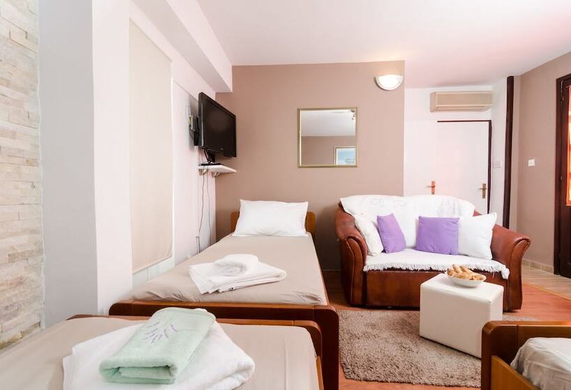 חדר סטודיו סטנדרד, Guest House Cuk