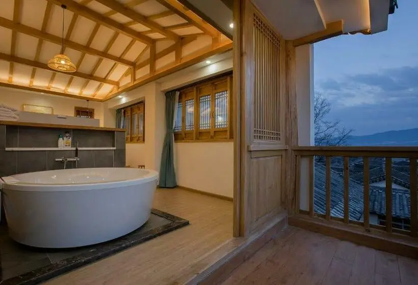 ルームシェアのワンベッド, Jianshe Inn