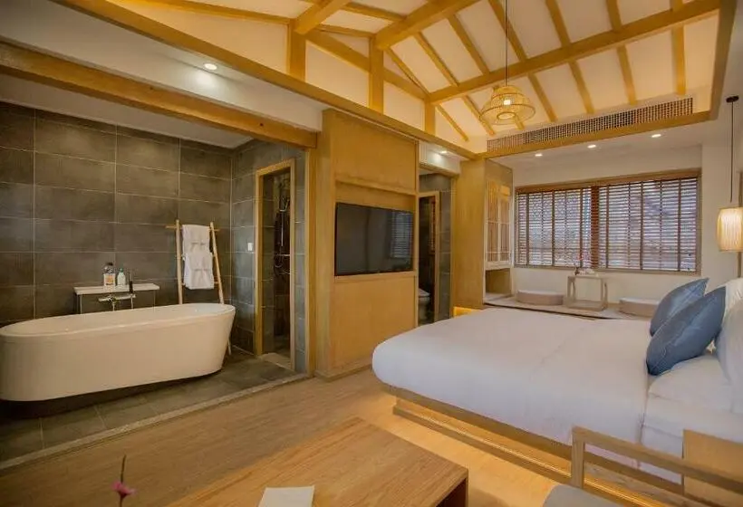 ルームシェアのワンベッド, Jianshe Inn