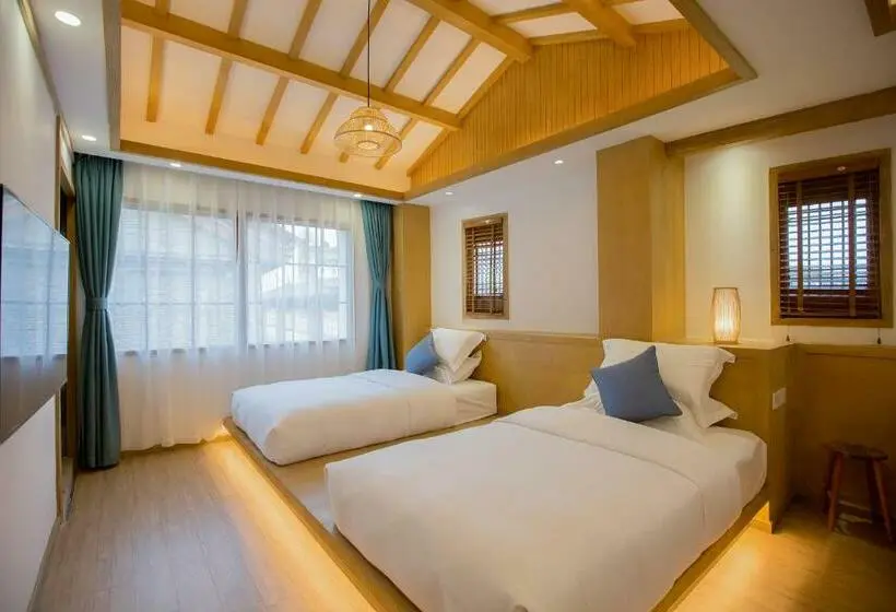 ファミリールーム, Jianshe Inn