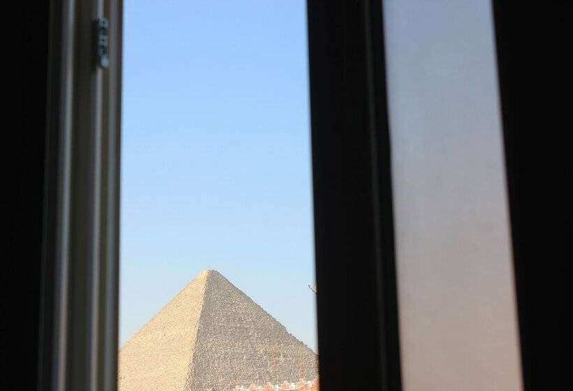 اتاق لوکس با بالکن, Royal Pyramids Inn