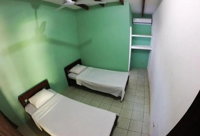 スタンダードルーム, Tsunami Hostel