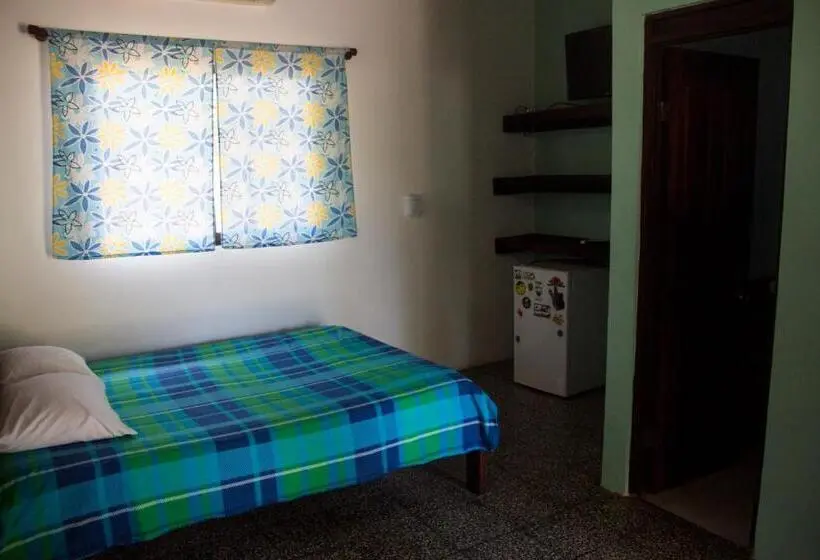 デラックスルーム, Tsunami Hostel