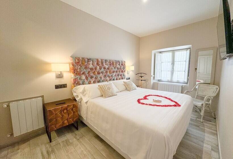 Suíte Familiar, Akla Hotel Suites Santillana