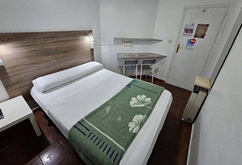 اتاق استاندارد با سرویس بهداشتی مشترک, Casa De Huéspedes Almansa