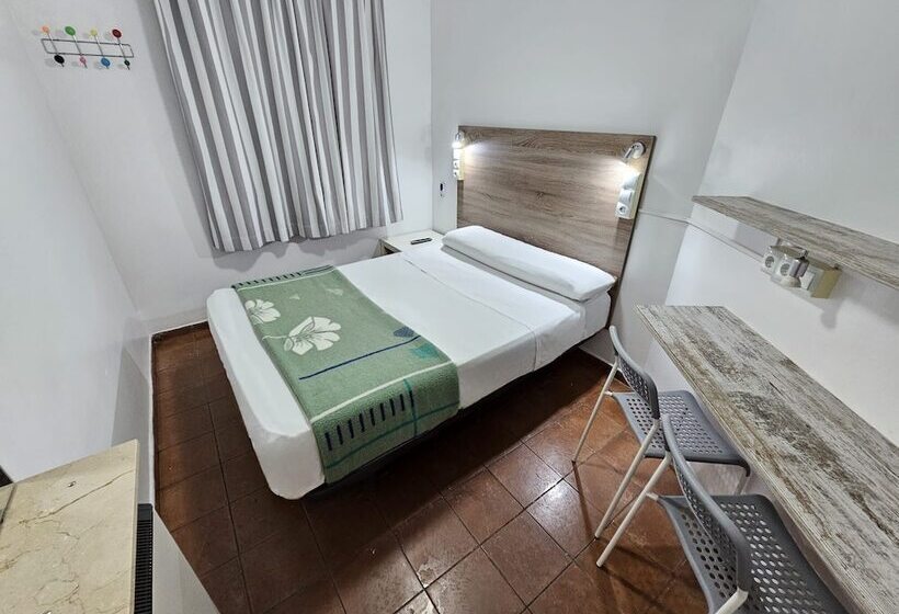 اتاق استاندارد با سرویس بهداشتی مشترک, Casa De Huéspedes Almansa