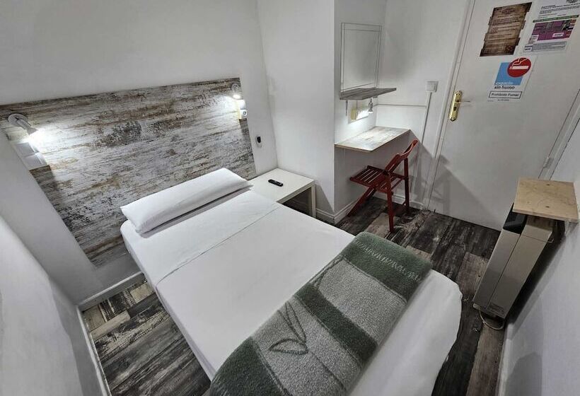 اتاق استاندارد یک تخته با سرویس بهداشتی مشترک, Casa De Huéspedes Almansa