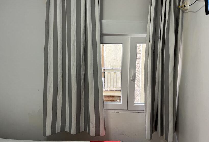 اتاق استاندارد یک تخته با سرویس بهداشتی مشترک, Casa De Huéspedes Almansa