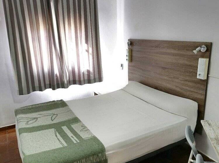 اتاق استاندارد با سرویس بهداشتی مشترک, Casa De Huéspedes Almansa