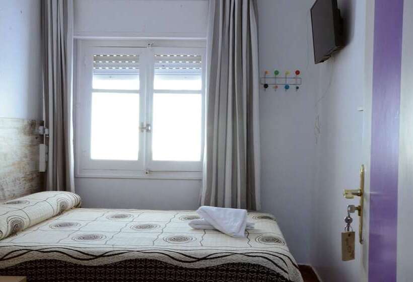 اتاق استاندارد با سرویس بهداشتی مشترک, Casa De Huéspedes Almansa