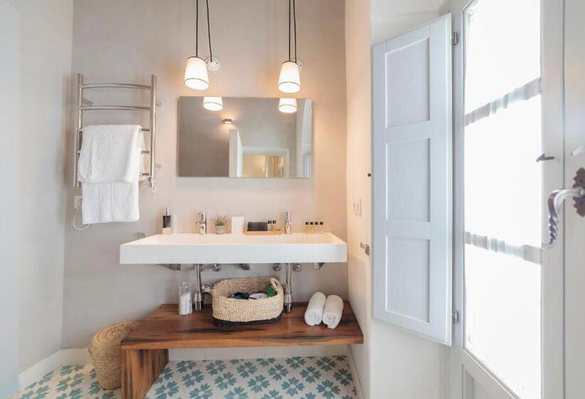 标准间带阳台, Casa Shelly Hospederia