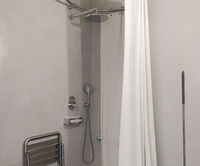 适合残疾人使用的标准间, Casa Shelly Hospederia