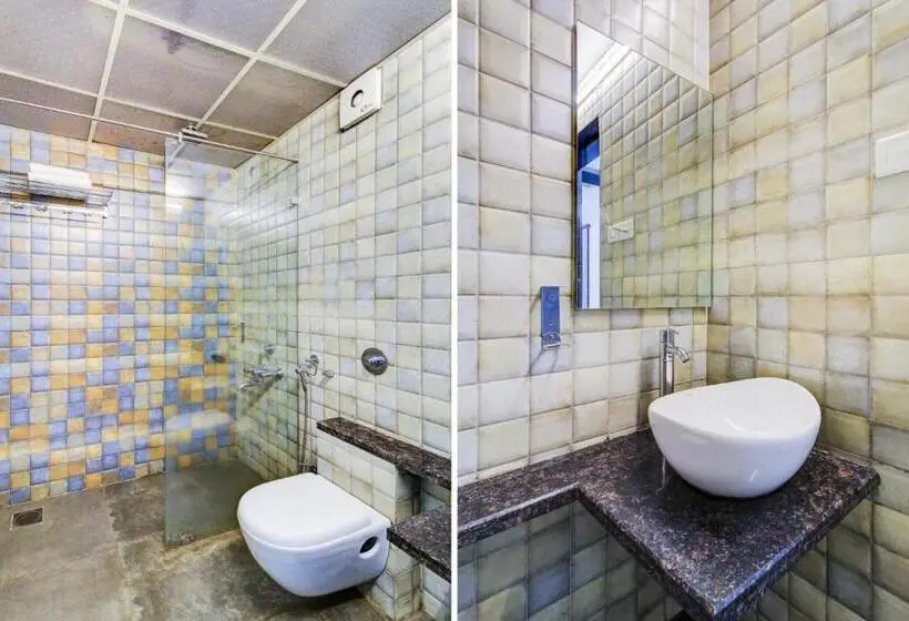 Deluxe Kolmen Hengen Huone, Townhouse Shiva S Valley