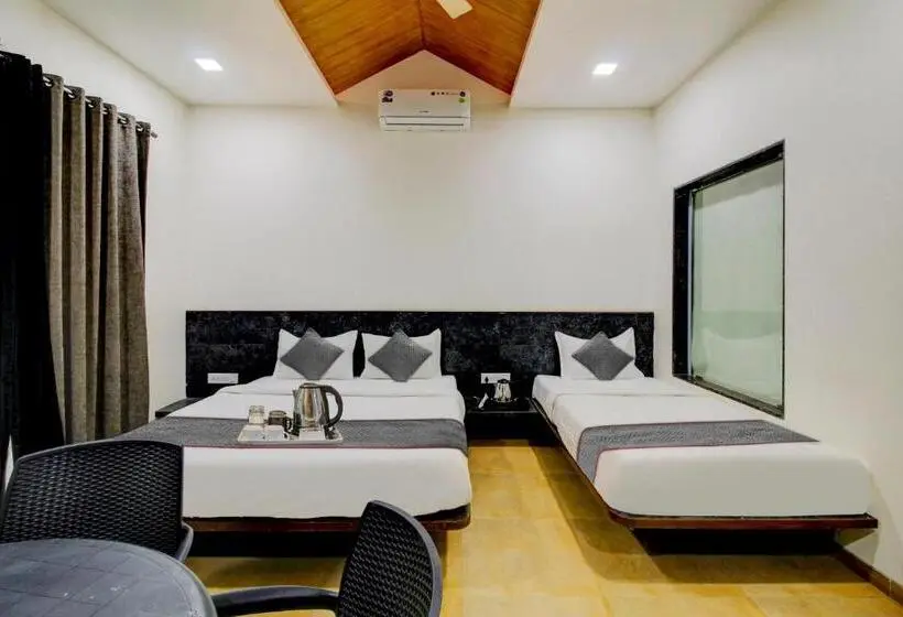 Deluxe Kolmen Hengen Huone, Townhouse Shiva S Valley