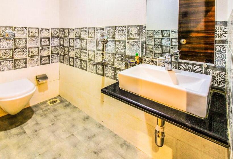 家庭间, Atlas Plaza By Bizzgrow Hotels