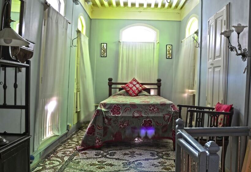 シングルベーシックルーム, French Haveli