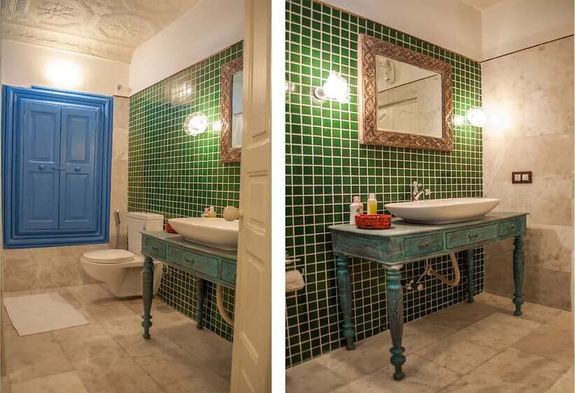 デラックススイート, French Haveli