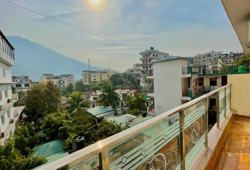 ファミリールーム, Wanna Stay Tapovan Rishikesh