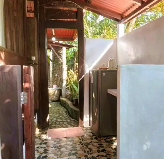 オーシャンビューのスタンダードバンガロー, Pondok Pisces Bungalows