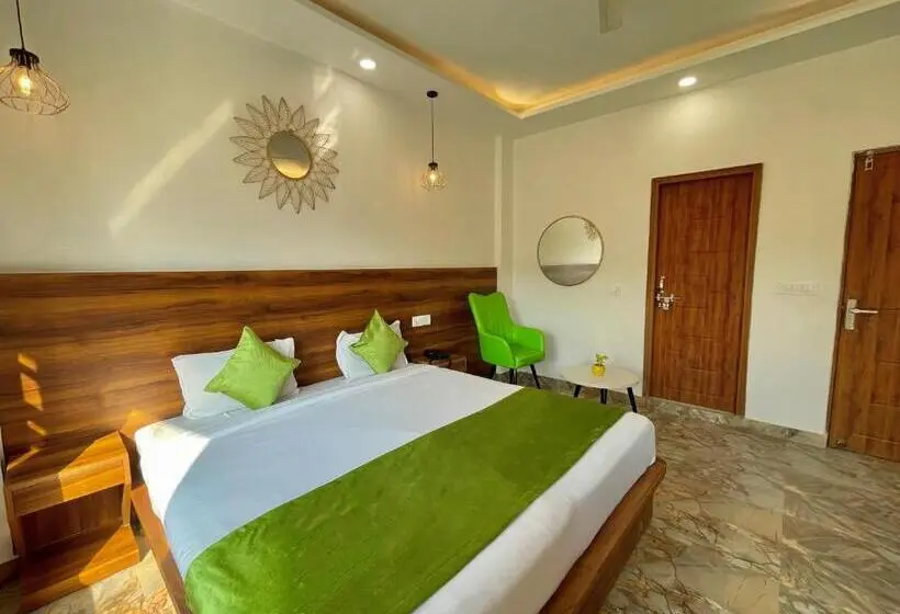 デラックスルーム, Pride Hotel And Resort Rishikesh