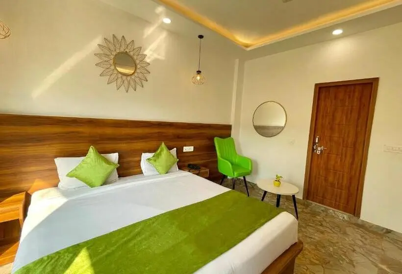 デラックスルーム, Pride Hotel And Resort Rishikesh