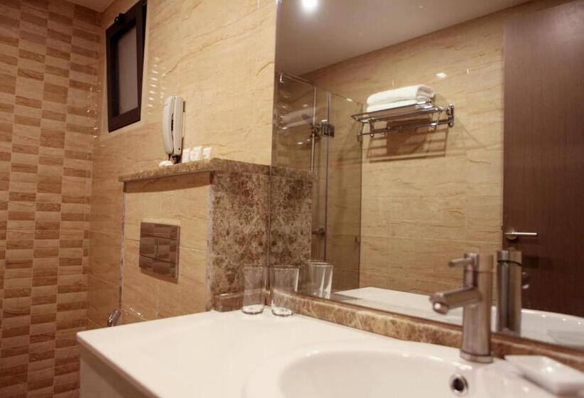 آپارتمان 2 خوابه, Almond Hotel Apartments