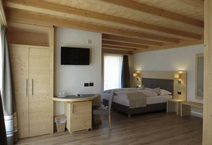 バルコニー付きジュニアスイート, B&b Ecohotel Chalet Des Alpes