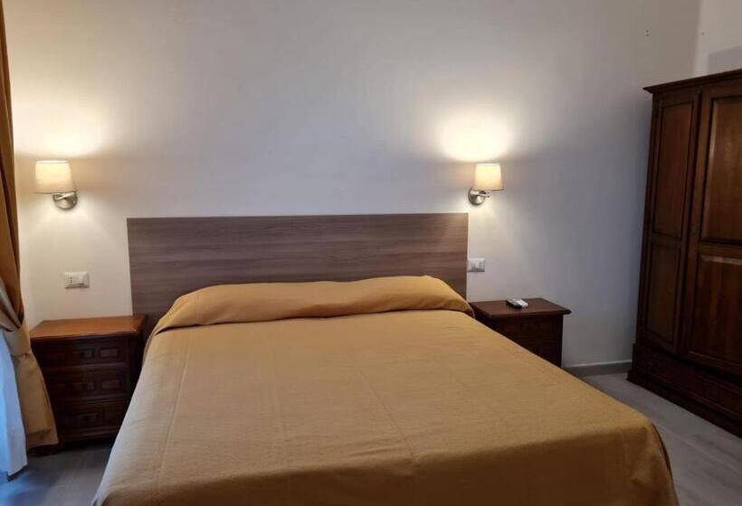 Quarto standard, Albergo Enrica