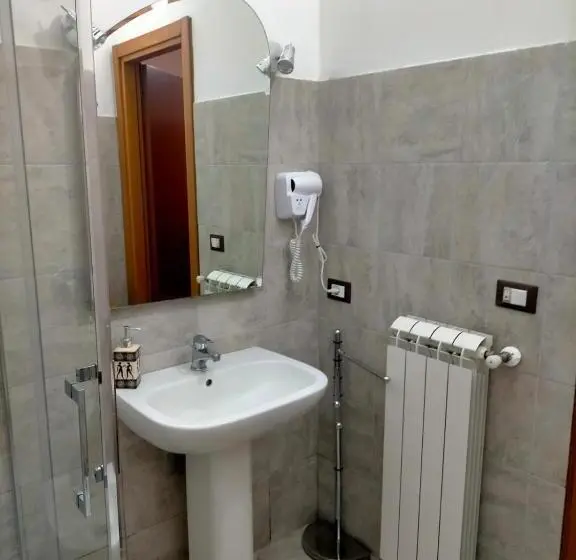 استودیوی استاندارد, Antico Borgo La Commenda