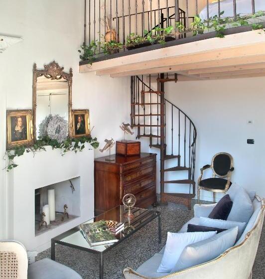 آپارتمان 1 خوابه با تراس, Arnaboldi Palace