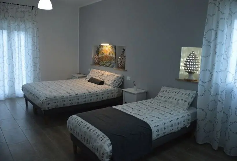 スタンダード４人部屋, B&b Maison Blanche