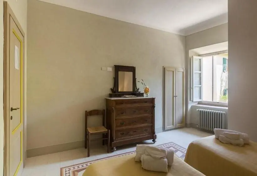 Comfort Kolmen Hengen Huone, Casa Cares