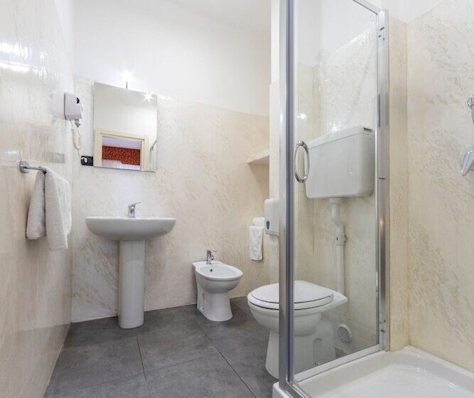 غرفة قياسية, Gold