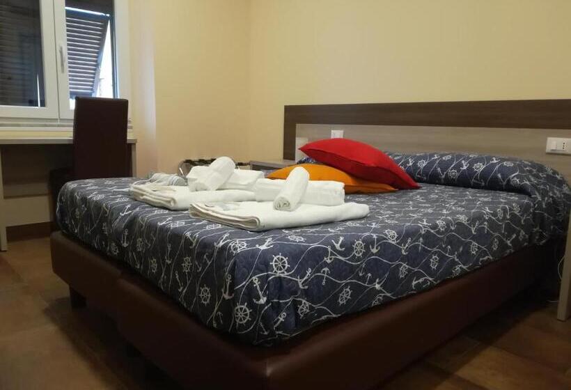 غرفة قياسية رباعية, Good Night Moon