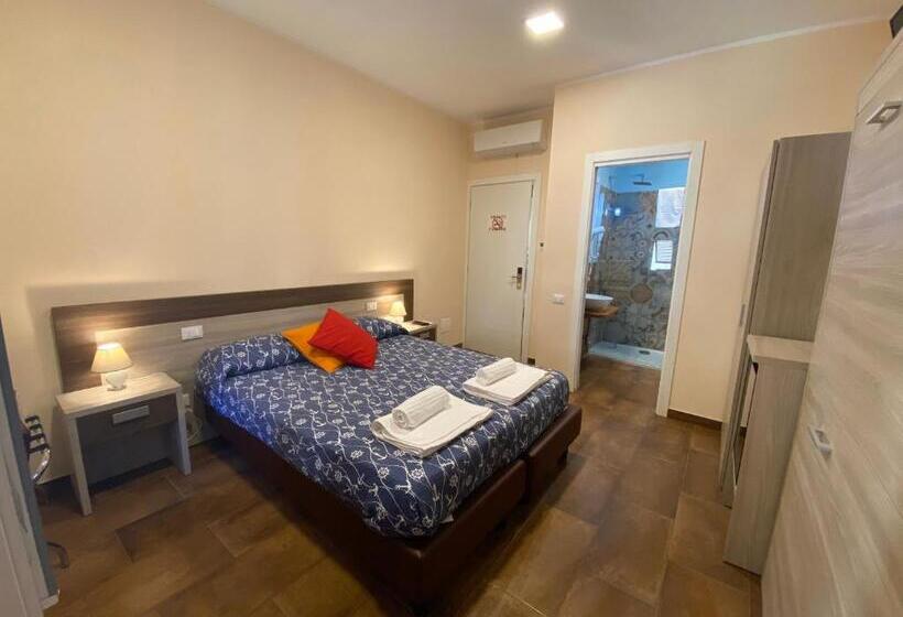 غرفة قياسية رباعية, Good Night Moon