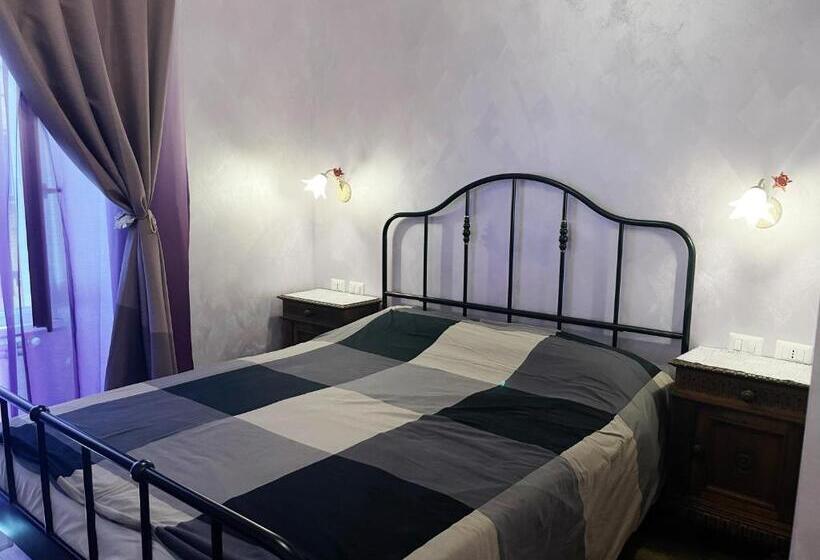اتاق استاندارد, Iris Guest House