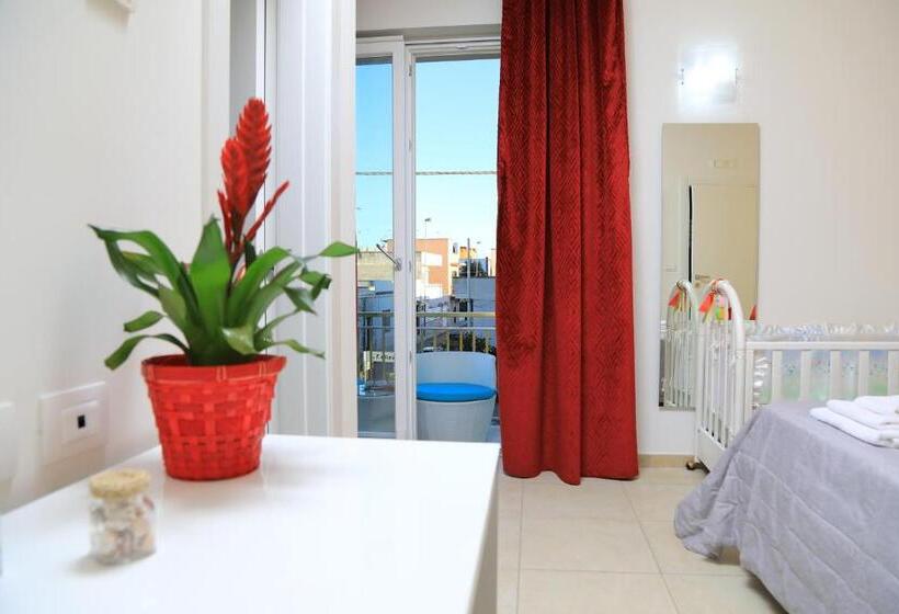 标准间带阳台, Palazzo Greco B&b