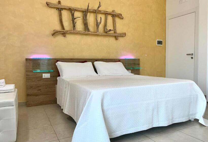 标准间带阳台, Palazzo Greco B&b