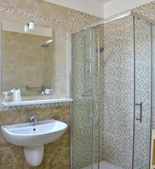 استودیو خانوادگی, Palazzo Greco B&b