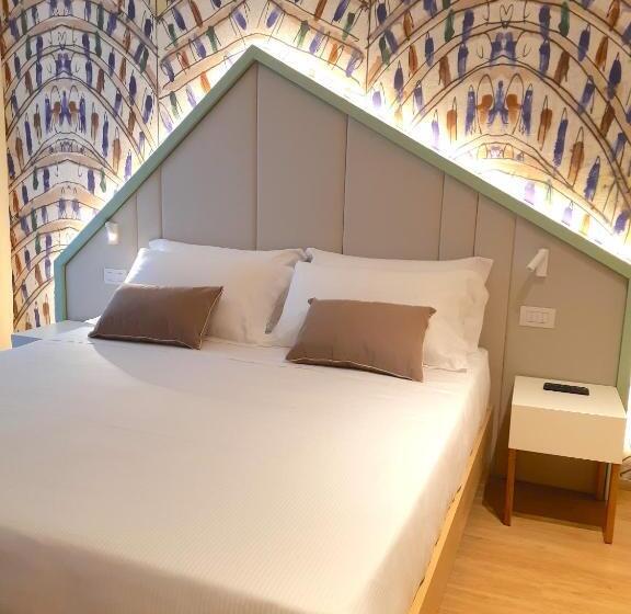 סוויטת ג'וניור משפחתית, President