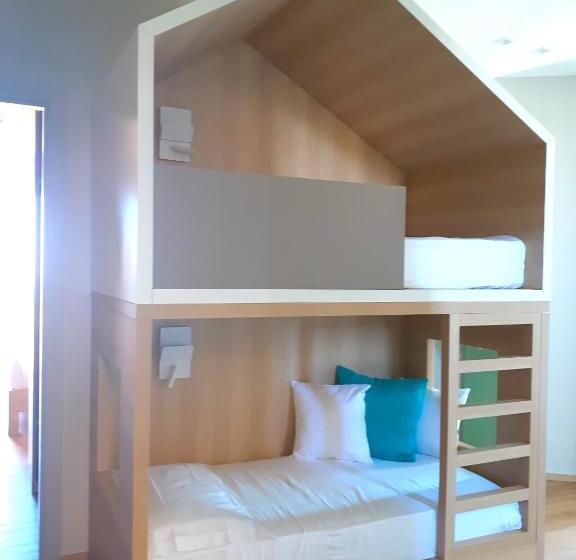 סוויטה משפחתית, President