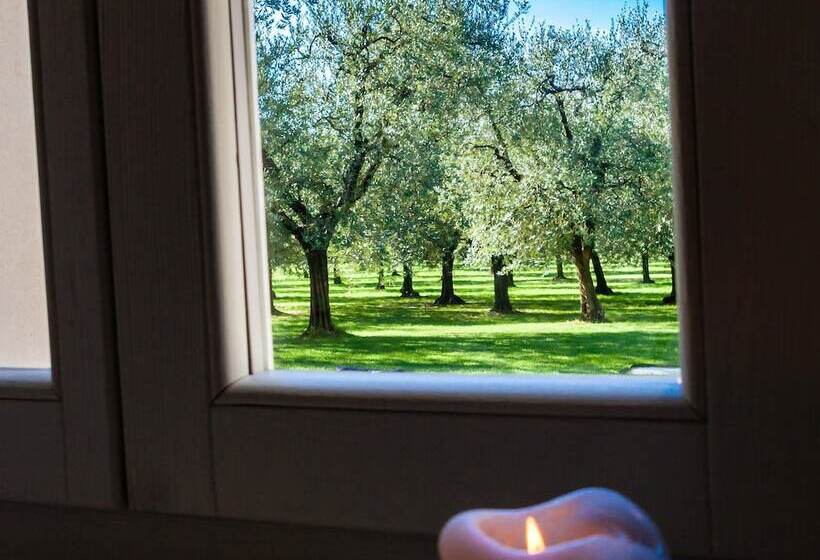 Superior room with lake view, Quercia Belvedere Relais