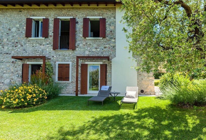 Superior room with lake view, Quercia Belvedere Relais