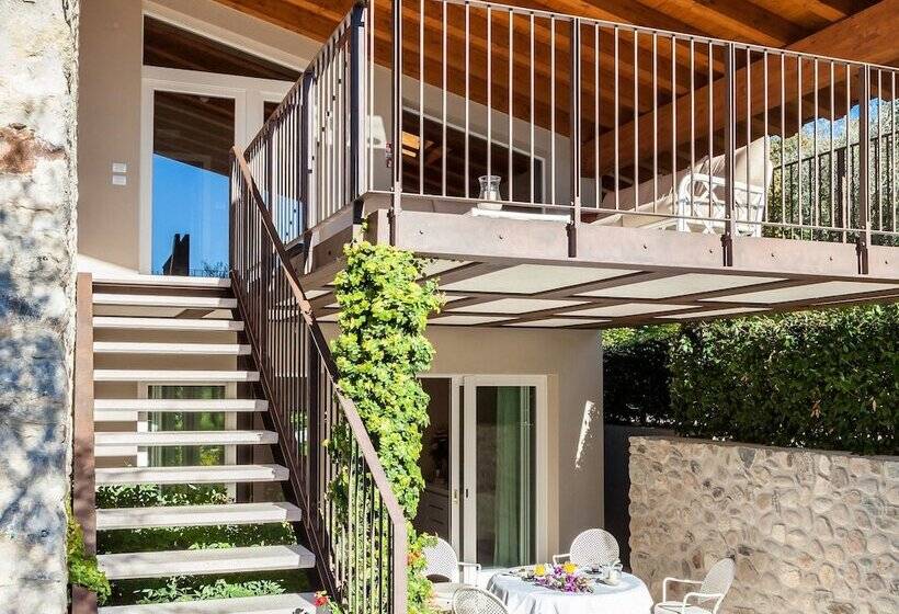 חדר סטנדרט נוף לאגם, Quercia Belvedere Relais