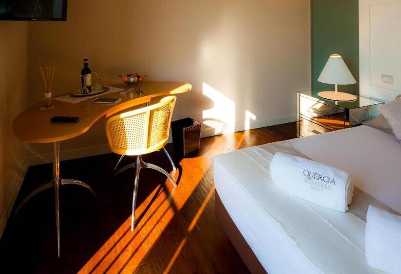 Superior room with lake view, Quercia Belvedere Relais