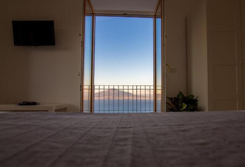 Номер Стандарт Вид на Море с Балконом, Villa Mariagiovanna