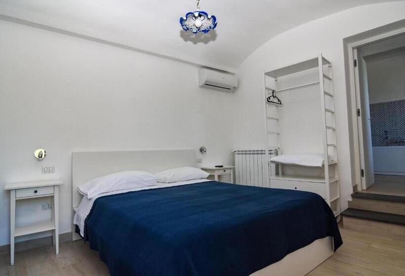 Номер Deluxe с Балконом, Villa Mariagiovanna